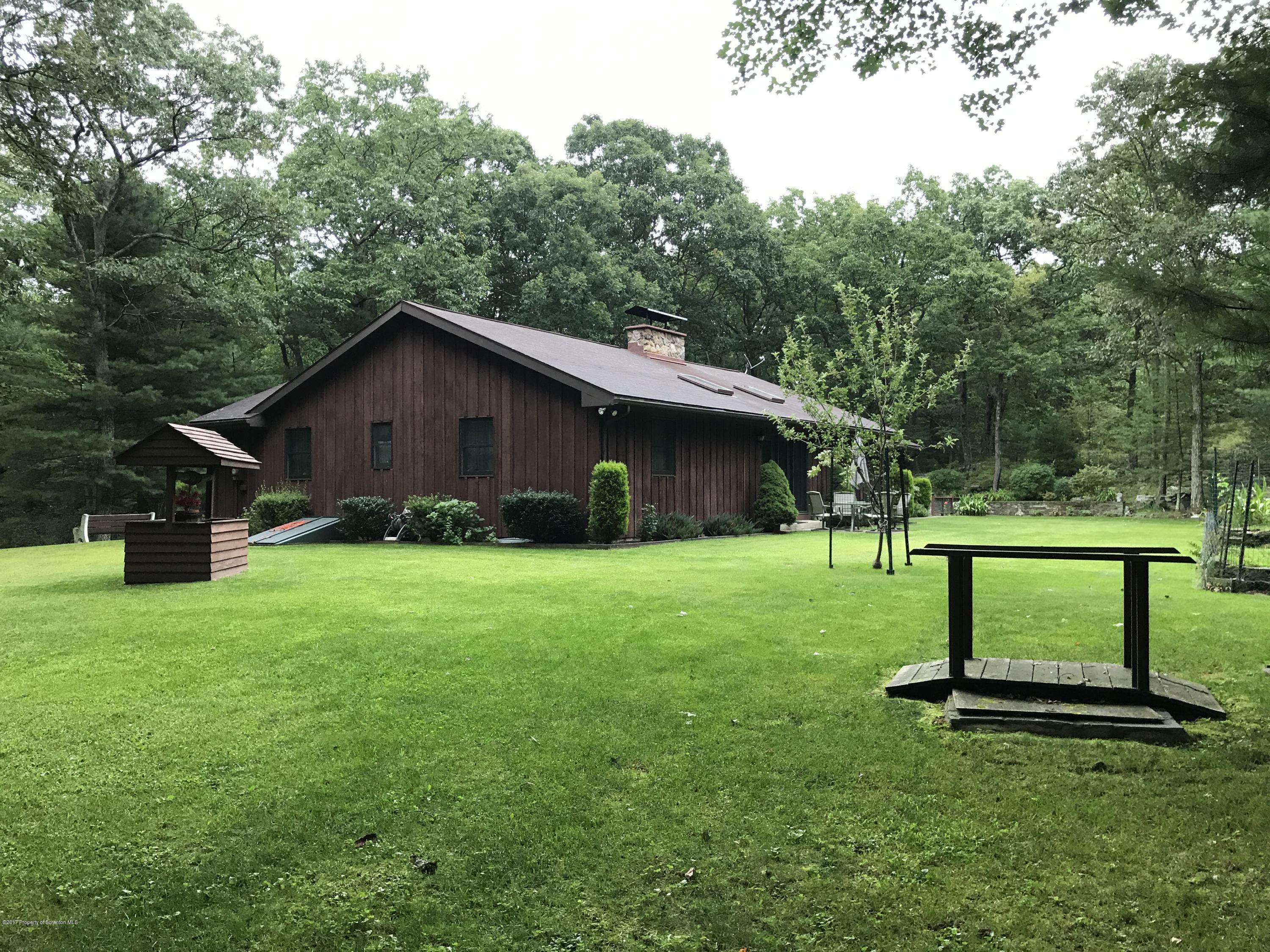 129 Notch Road Hawley, PA 18428 - Photo 3 of 23 Gallery Image 3
