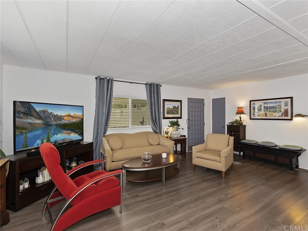 8651 Foothill Rancho Cucamonga Ca, Unit 25 Rancho Cucamonga, CA 91730 - Photo 3 of 25