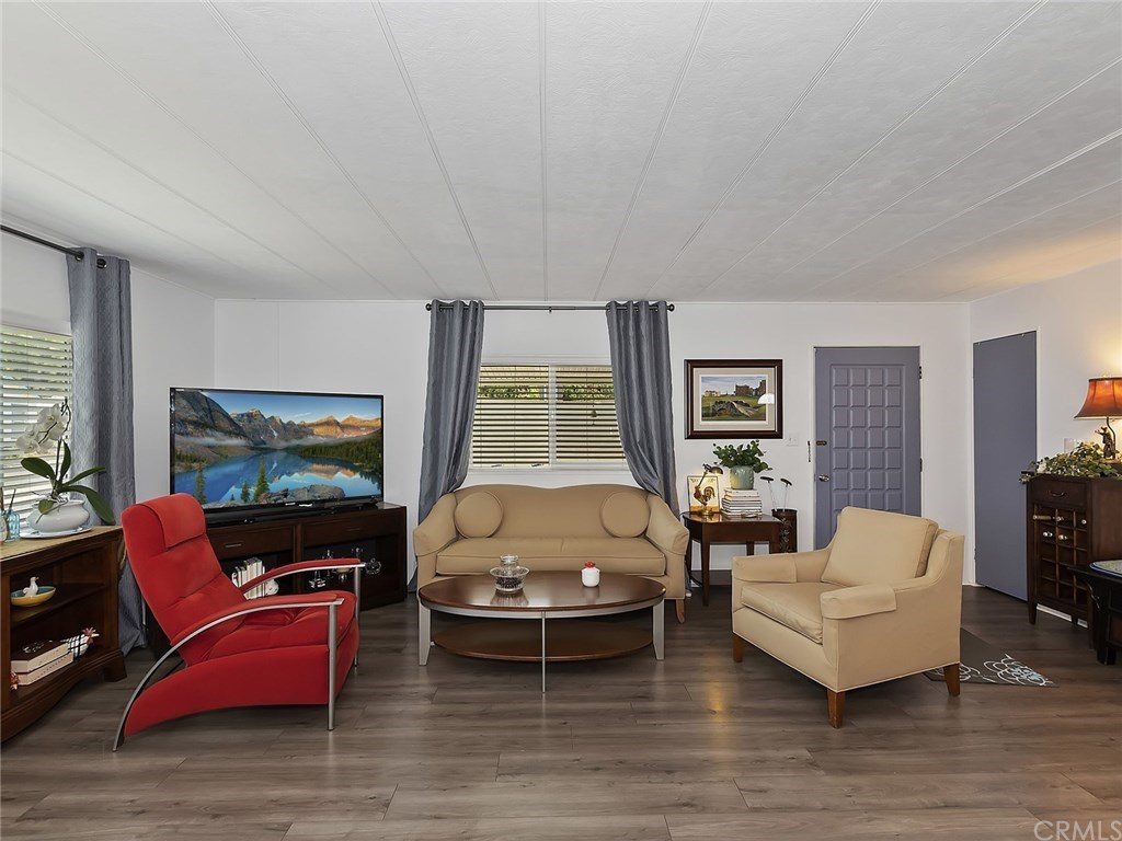 8651 Foothill Rancho Cucamonga Ca, Unit 25 Rancho Cucamonga, CA 91730 - Photo 4 of 25