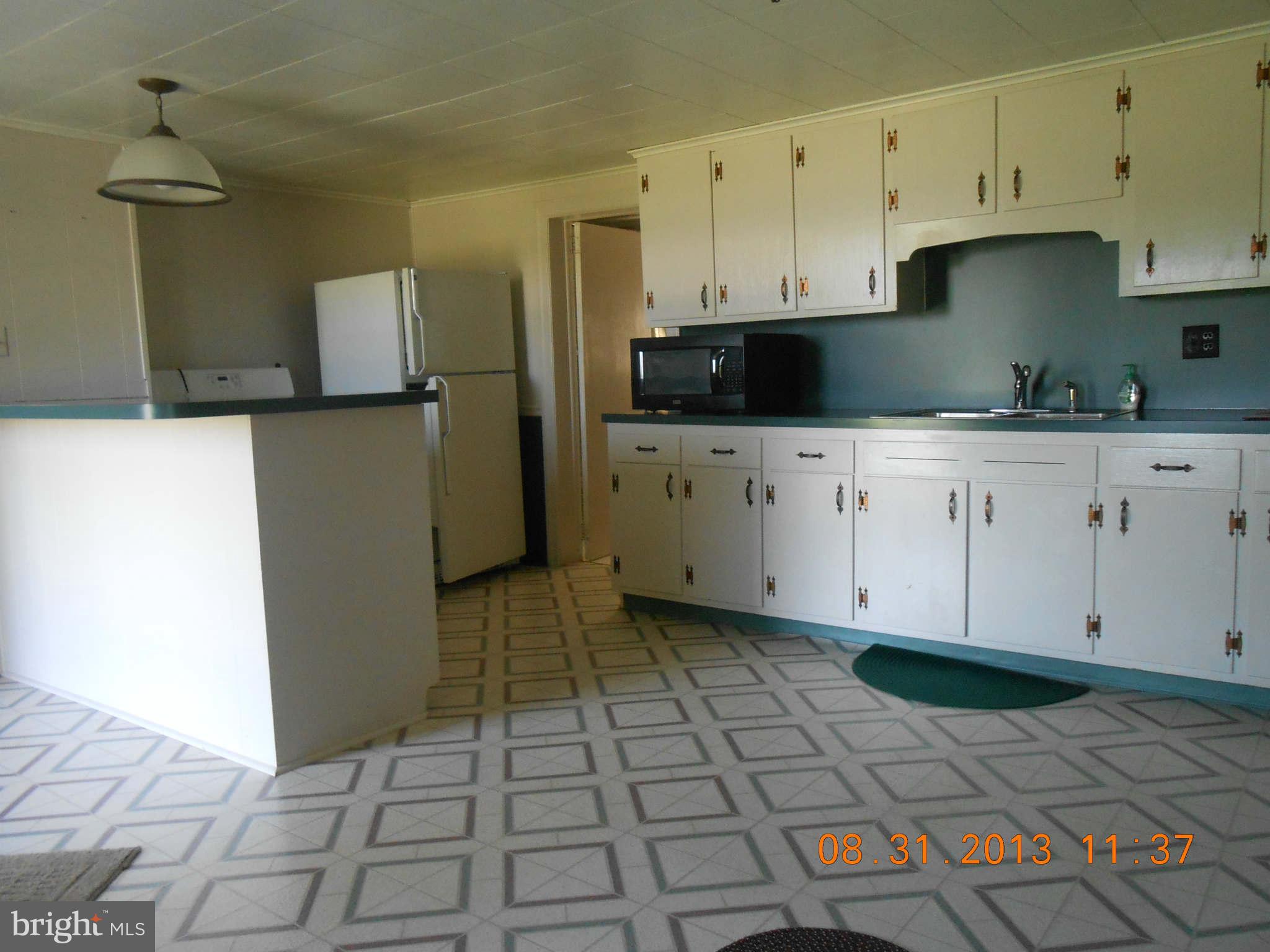 12903 Hog Ridgely, MD 21660 - Photo 10 of 21 Kitchen