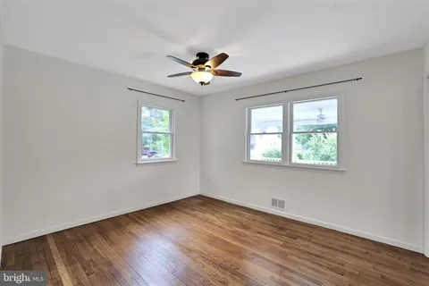 $399,000 | 8702 50th Place, College Park, MD 20740
