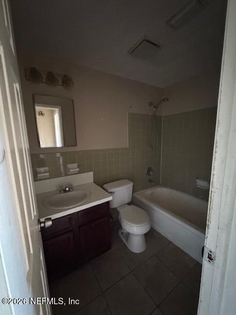 4368 Bedivere Road Jacksonville, FL 32208 - Photo 15 of 20 a bathroom with a sink toilet and shower