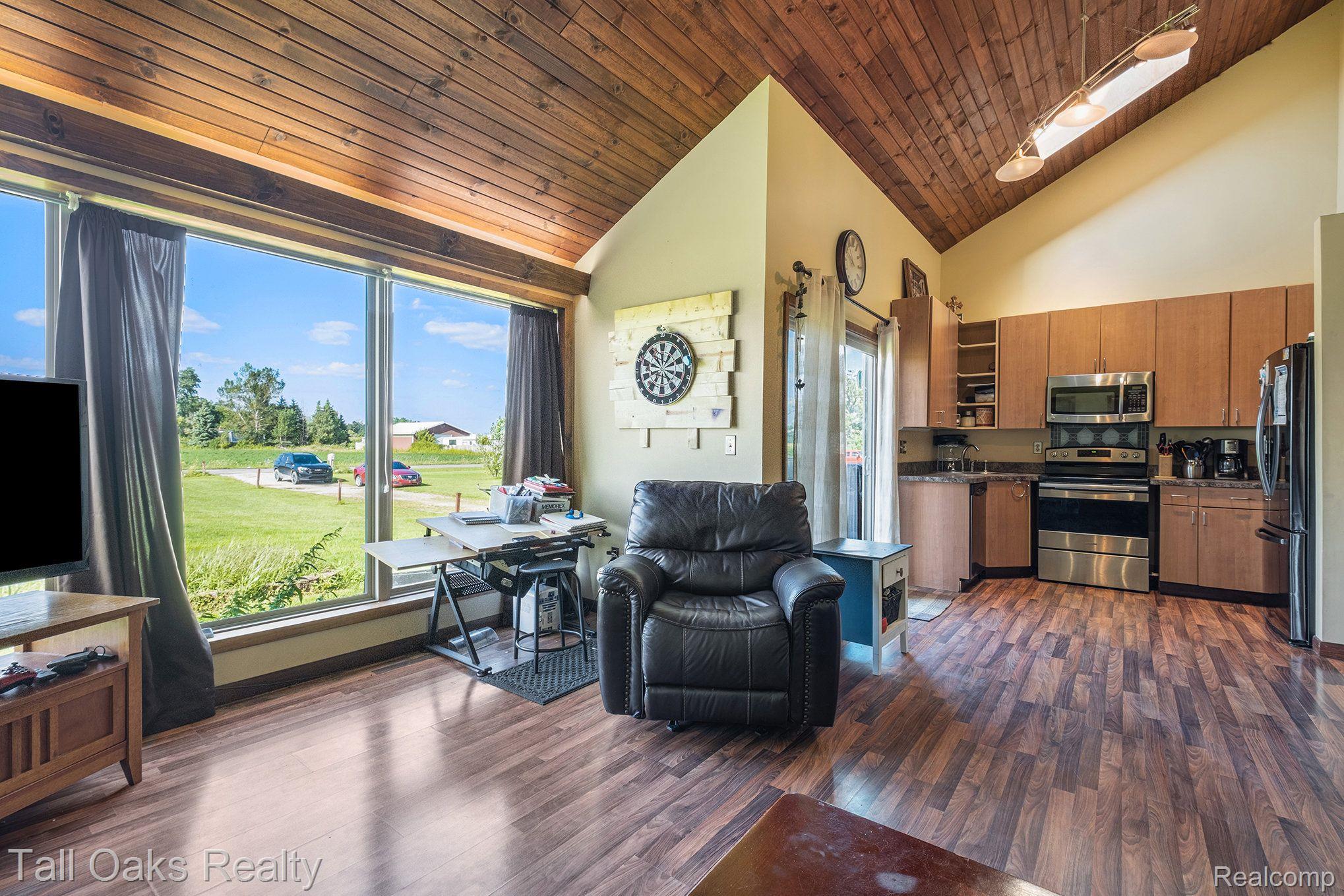 10876 East Brooks Road Lennon, MI 48449 - Photo 4 of 15 Gallery Image 4