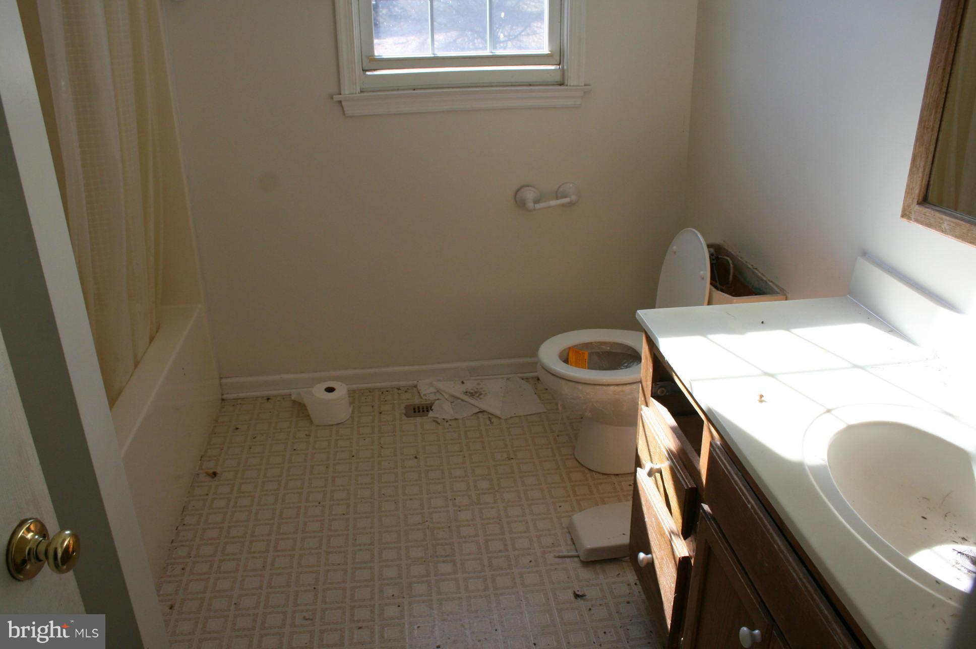 4960 Carea Road White Hall, MD 21161 - Photo 9 of 12 Bath 1