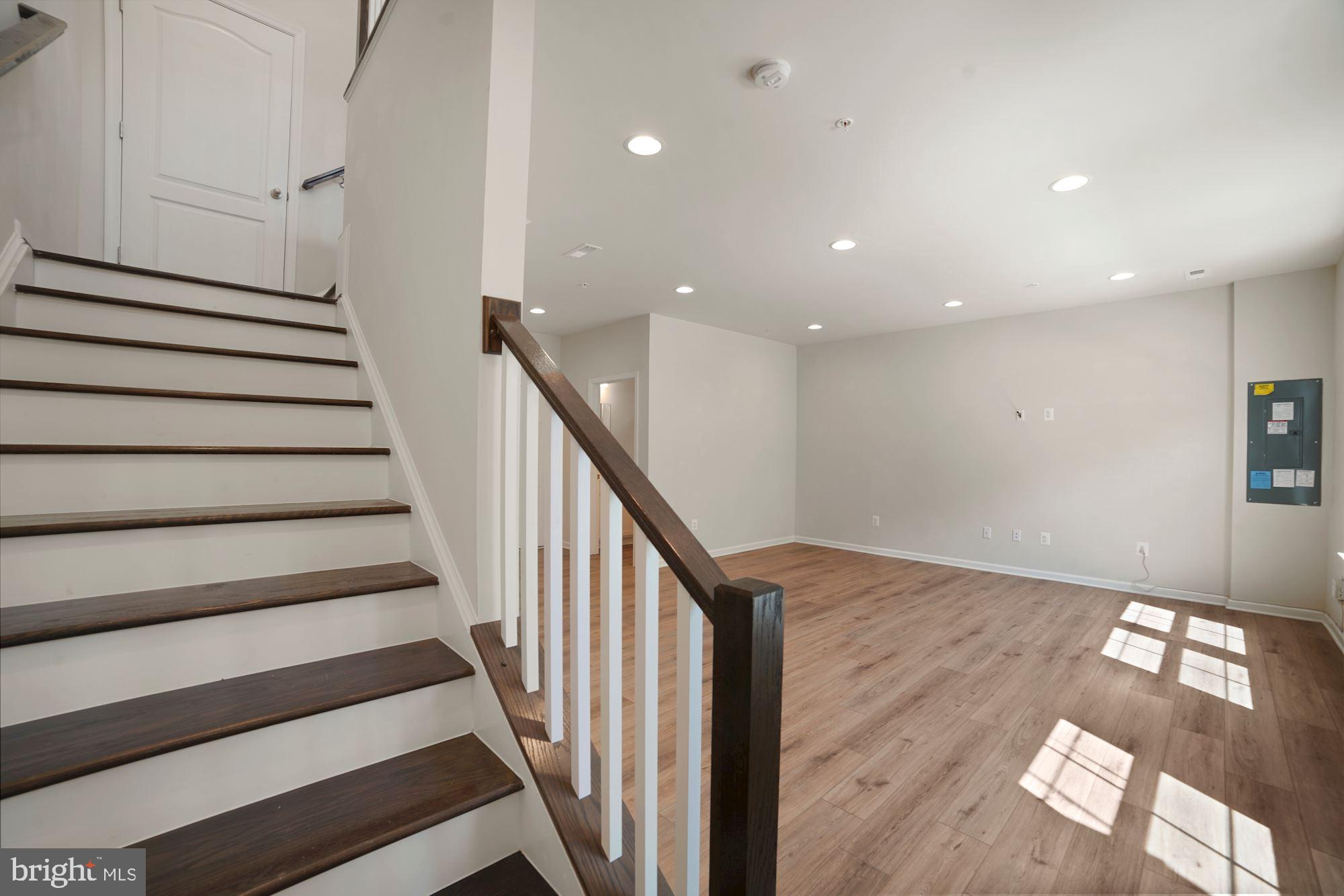 17836 Porter Road Ashton, MD 20861 - Photo 4 of 40