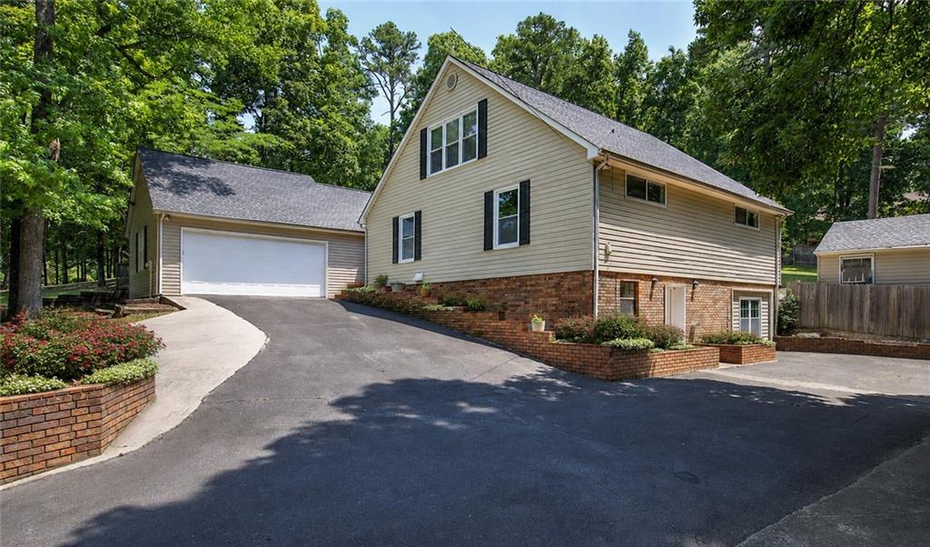 224 Shadowood Drive Southeast Calhoun, GA 30701 - Photo 11 of 69