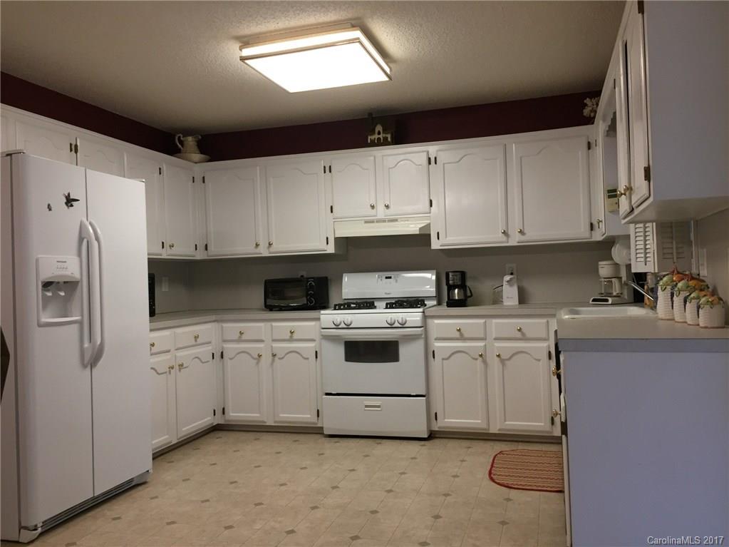 913 Pleasant Ridge Road Fort Mill, SC 29715 - Photo 8 of 21