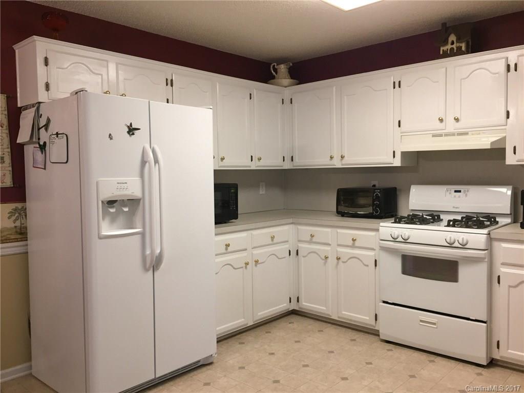 913 Pleasant Ridge Road Fort Mill, SC 29715 - Photo 9 of 21