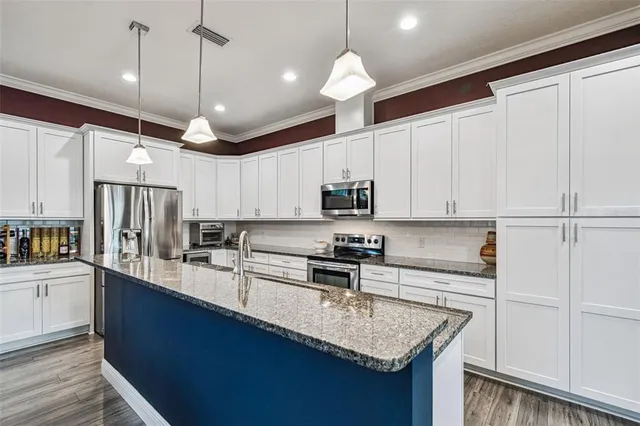 $975,000 | 2808 West Pearl Avenue, Tampa, FL 33611