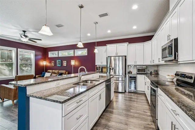 $975,000 | 2808 West Pearl Avenue, Tampa, FL 33611