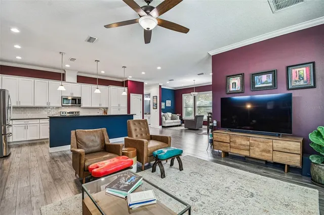 $975,000 | 2808 West Pearl Avenue, Tampa, FL 33611