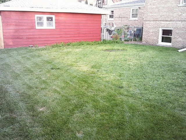 $319,999 | 2918 West 99th Place, Evergreen Park, IL 60805