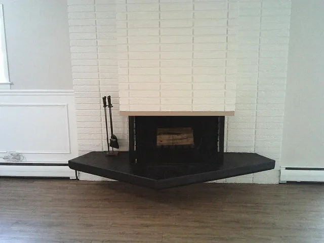 $319,999 | 2918 West 99th Place, Evergreen Park, IL 60805