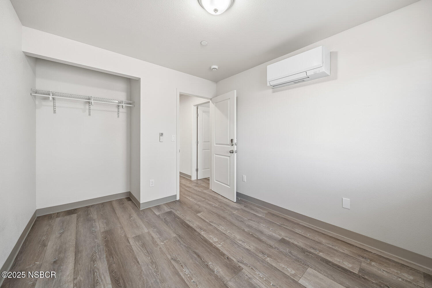 529 South Pine Street Santa Maria, CA 93458 - Photo 25 of 80 013_aspectvisuals_529spine_13_20251212_4