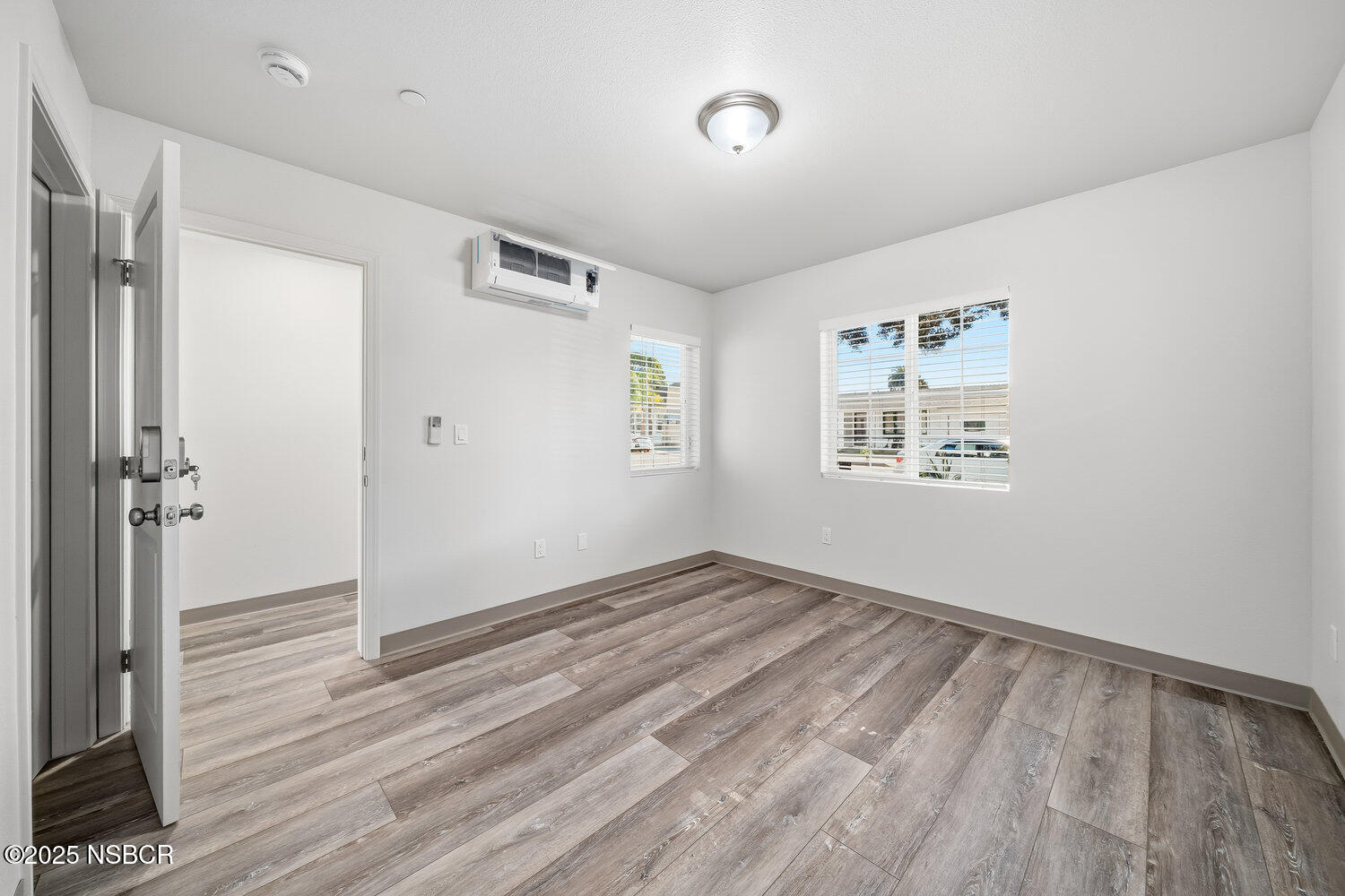 529 South Pine Street Santa Maria, CA 93458 - Photo 40 of 80 043_aspectvisuals_529spine_43_20251212_3