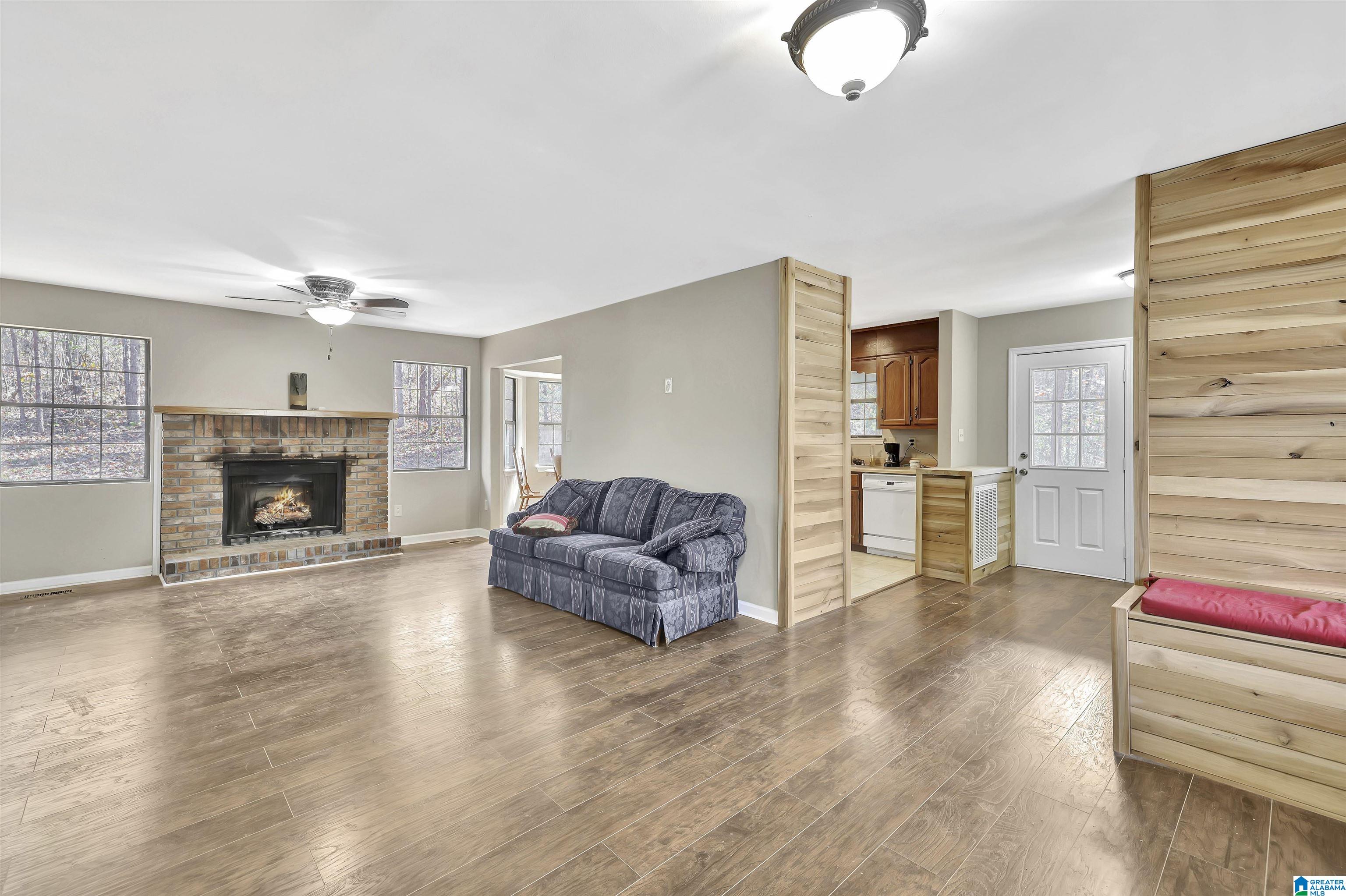 5406 Faucett Road Pinson, AL 35126 - Photo 4 of 24