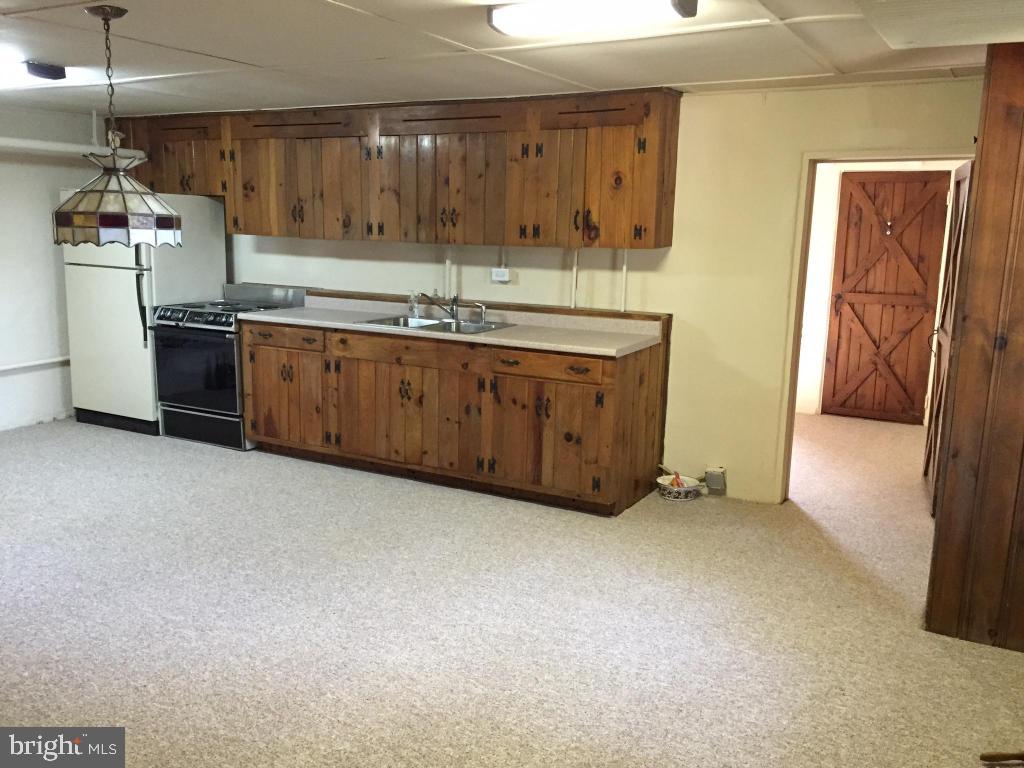 4116 Ridgeview Road Harrisburg, PA 17112 - Photo 14 of 28 Gallery Image 14