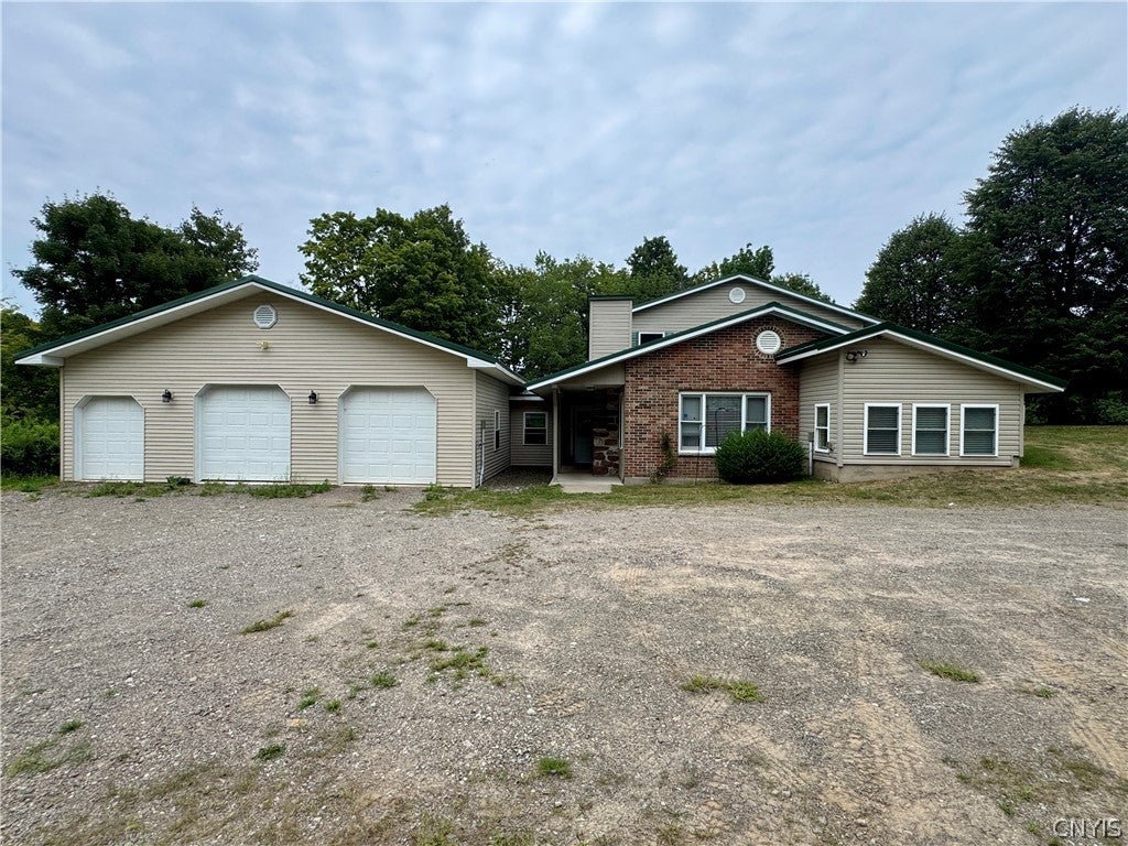 363 County Rte 43 Mexico, NY 13114 - Photo 3 of 50 Gallery Image 3