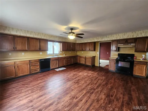 $134,900 | 206 Buckner Street, Paris, MO 65275