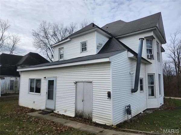$134,900 | 206 Buckner Street, Paris, MO 65275