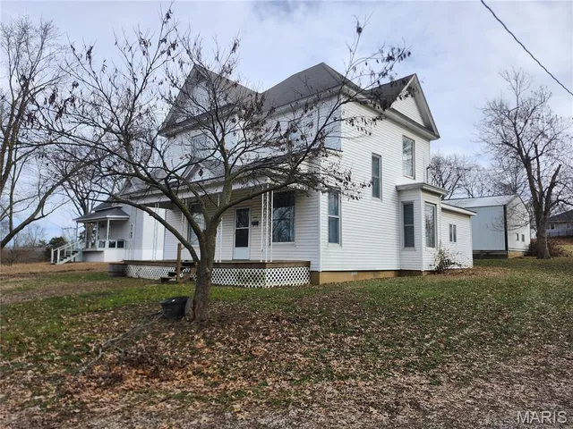 $139,900 | 206 Buckner Street, Paris, MO 65275