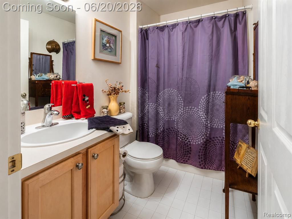 50119 Harding Street Canton, MI 48188 - Photo 17 of 24