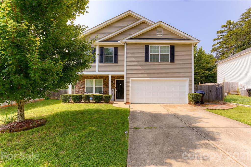 5511 Keener Ridge Road, Unit 70 Charlotte, NC 28216 - Photo 1 of 47 Gallery Image 1