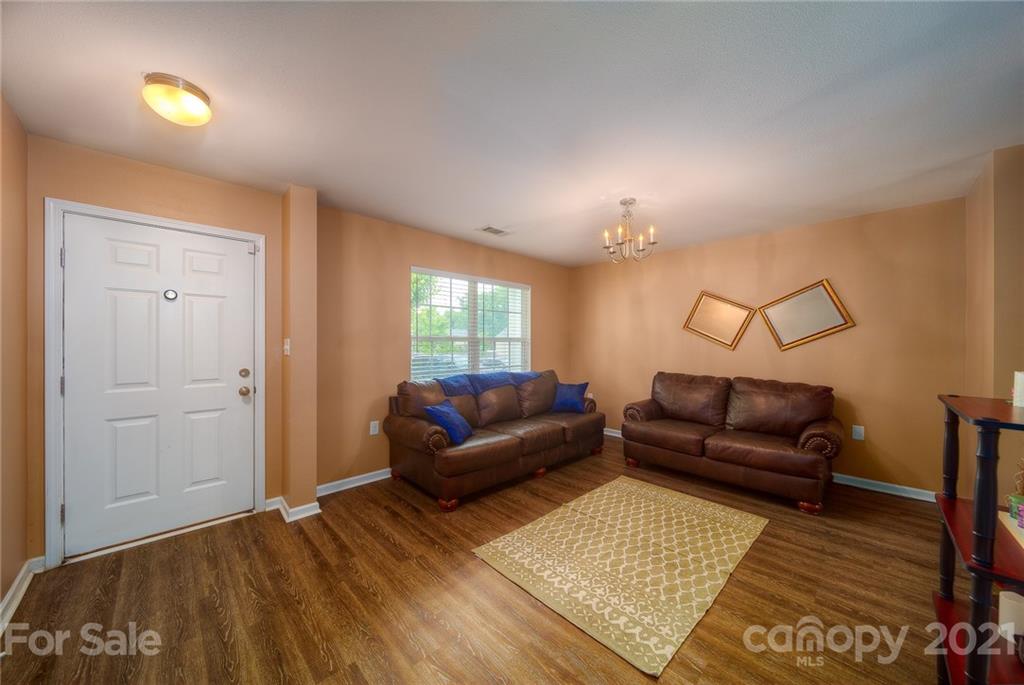 5511 Keener Ridge Road, Unit 70 Charlotte, NC 28216 - Photo 15 of 47 Gallery Image 15