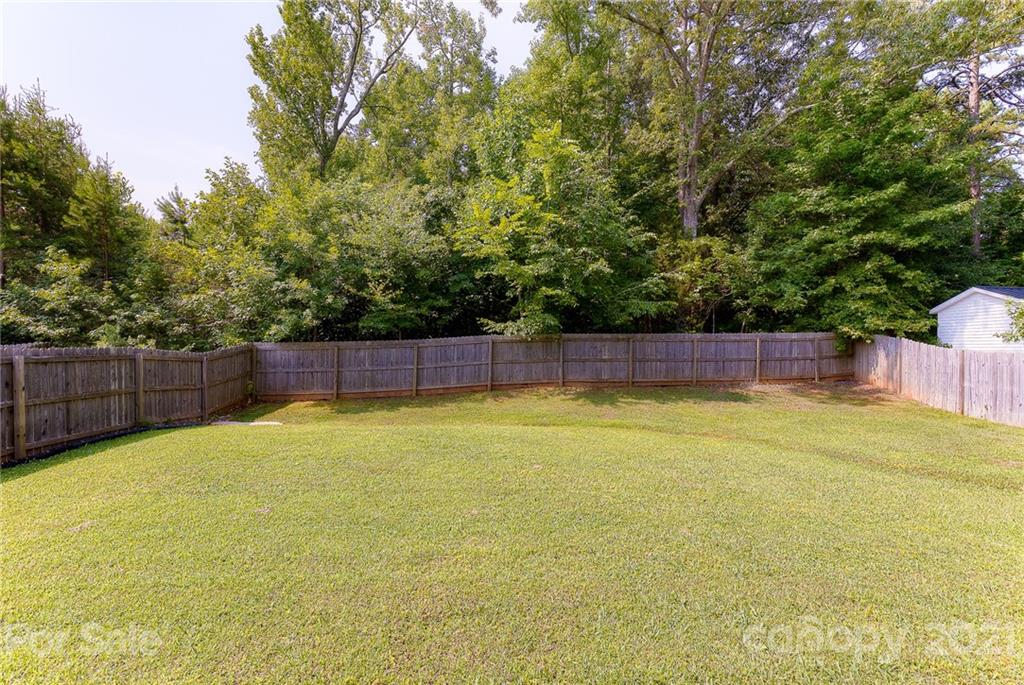 5511 Keener Ridge Road, Unit 70 Charlotte, NC 28216 - Photo 4 of 47 Gallery Image 4