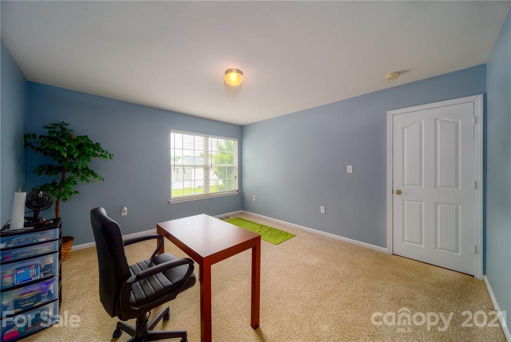 5511 Keener Ridge Road, Unit 70 Charlotte, NC 28216 - Photo 31 of 47 Gallery Image 31