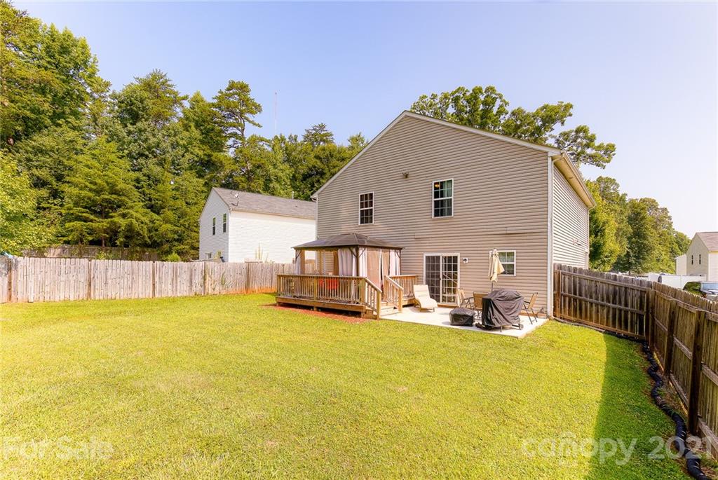 5511 Keener Ridge Road, Unit 70 Charlotte, NC 28216 - Photo 6 of 47 Gallery Image 6