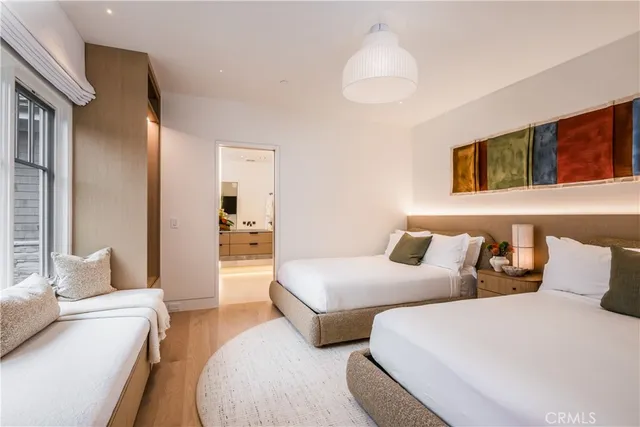 $19,995,000 | 1 Stickley Drive, Laguna Beach, CA 92651