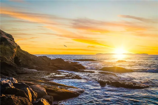 $19,995,000 | 1 Stickley Drive, Laguna Beach, CA 92651