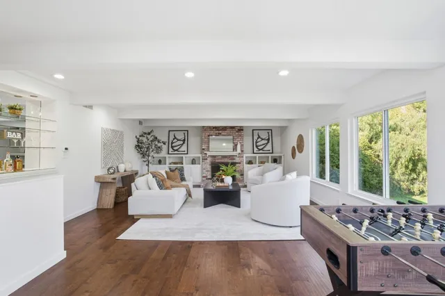 $2,798,000 | 915 Crestview Drive, San Carlos, CA 94070