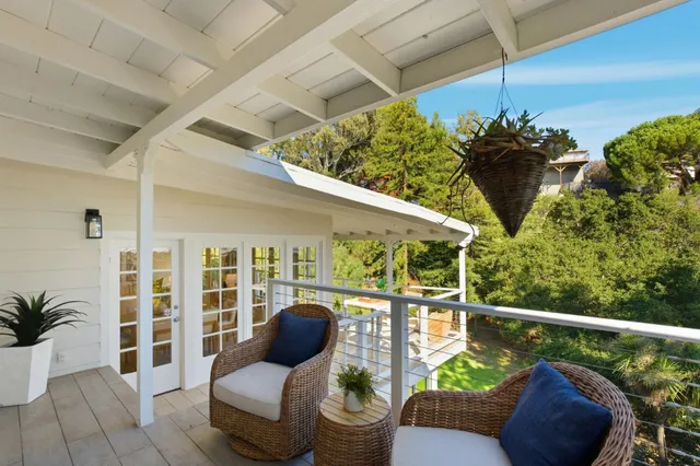 $2,798,000 | 915 Crestview Drive, San Carlos, CA 94070