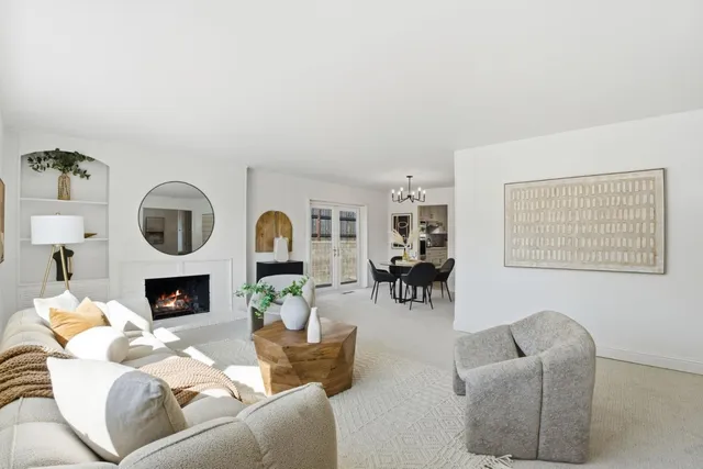 $2,798,000 | 915 Crestview Drive, San Carlos, CA 94070