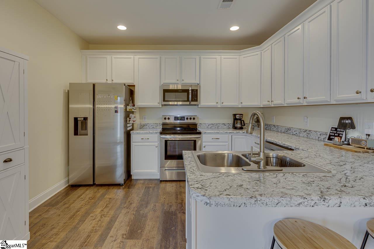 18 Forest Ridge Way Greenville, SC 29617 - Photo 16 of 37