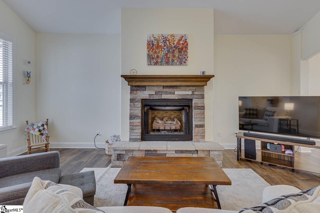 18 Forest Ridge Way Greenville, SC 29617 - Photo 10 of 37