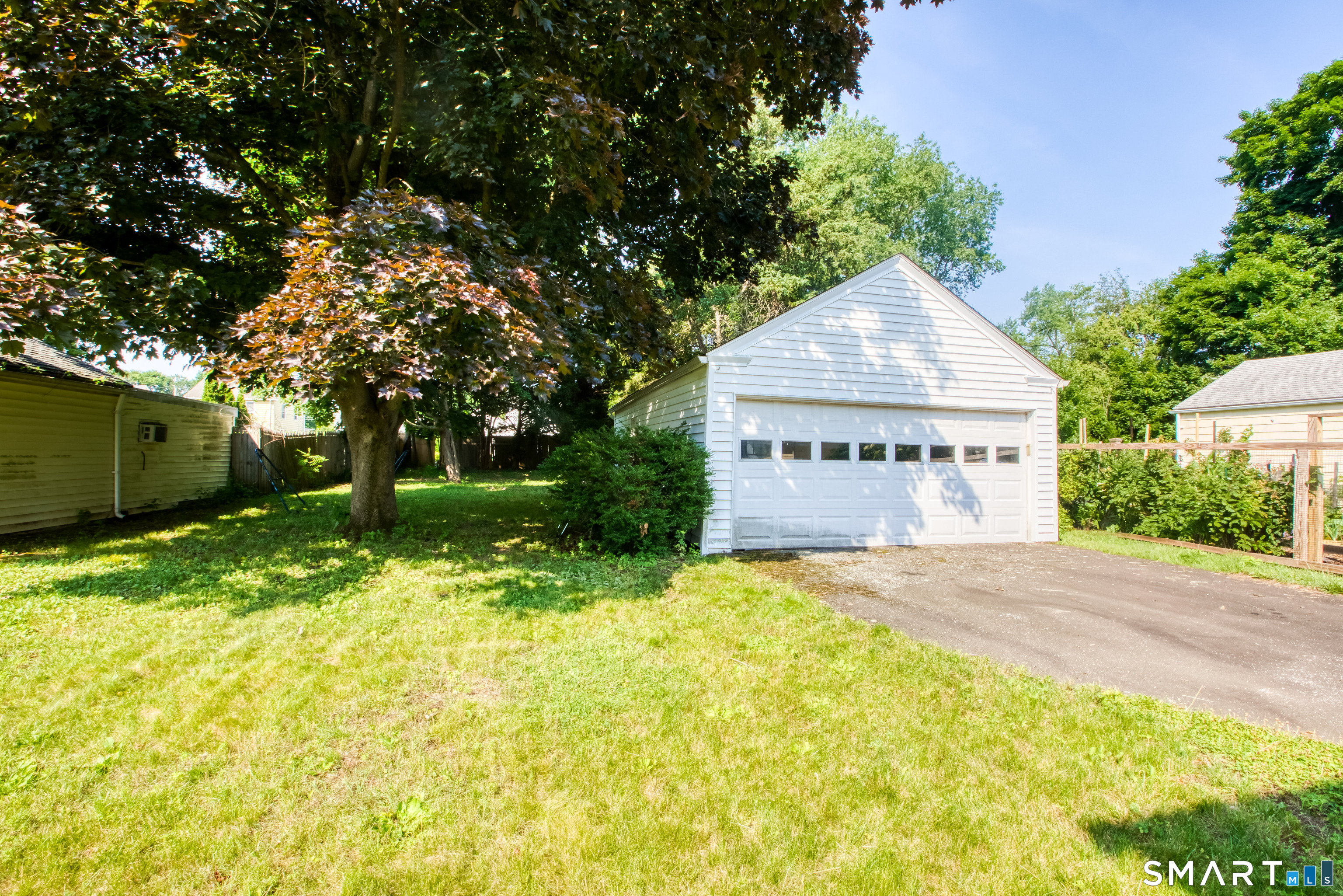 42 Thompson Street Hamden, CT 06518 - Photo 27 of 32