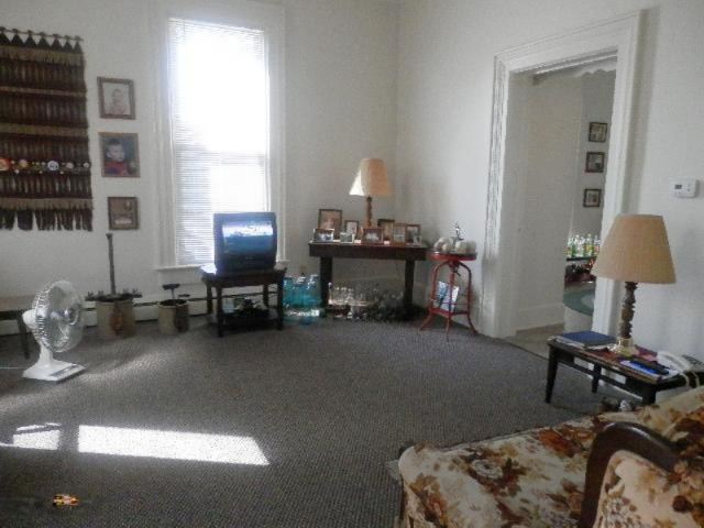 260 3rd Street Manistee, MI 49660 - Photo 15 of 32 264 Third St Living Room