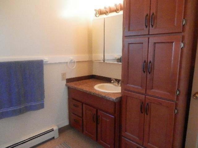 260 3rd Street Manistee, MI 49660 - Photo 20 of 32 264 Third St Main Bath