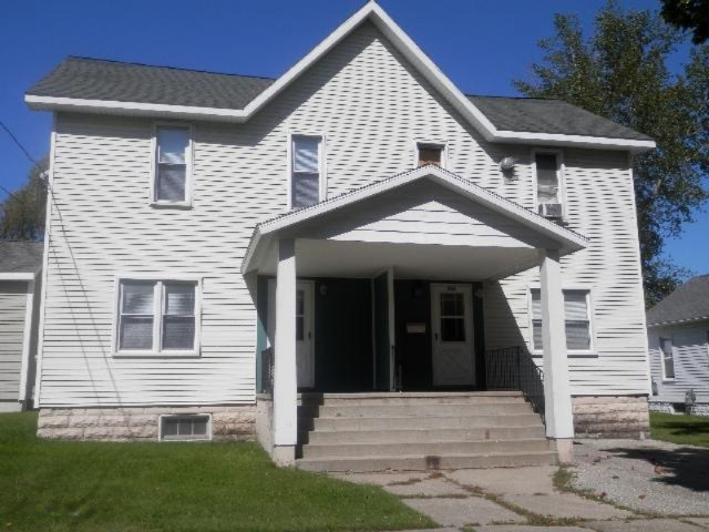 260 3rd Street Manistee, MI 49660 - Photo 2 of 32 258, 256, 256-2 Third St