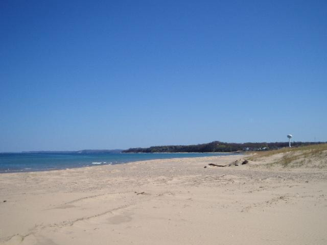 260 3rd Street Manistee, MI 49660 - Photo 32 of 32 Beach view to the north