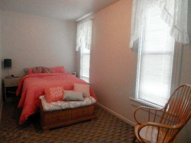 260 3rd Street Manistee, MI 49660 - Photo 7 of 32 256 Third St Bedroom