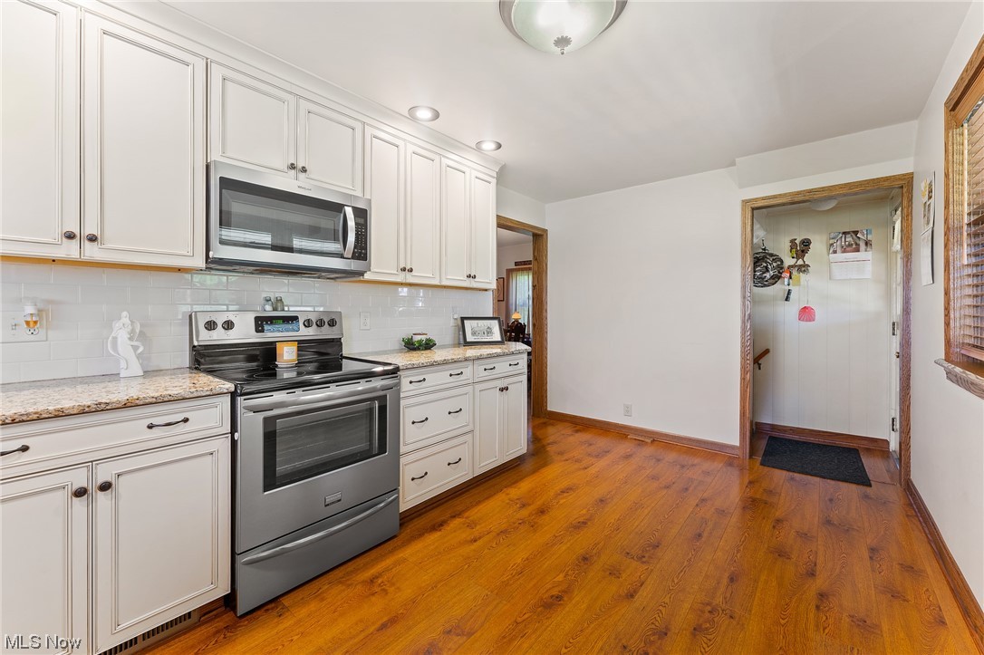 10361 Unity Road New Middletown, OH 44442 - Photo 4 of 32