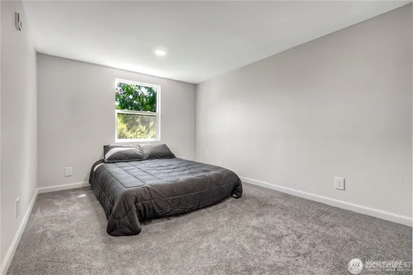 $425,000 | 32407 72nd Avenue South, Roy, WA 98580