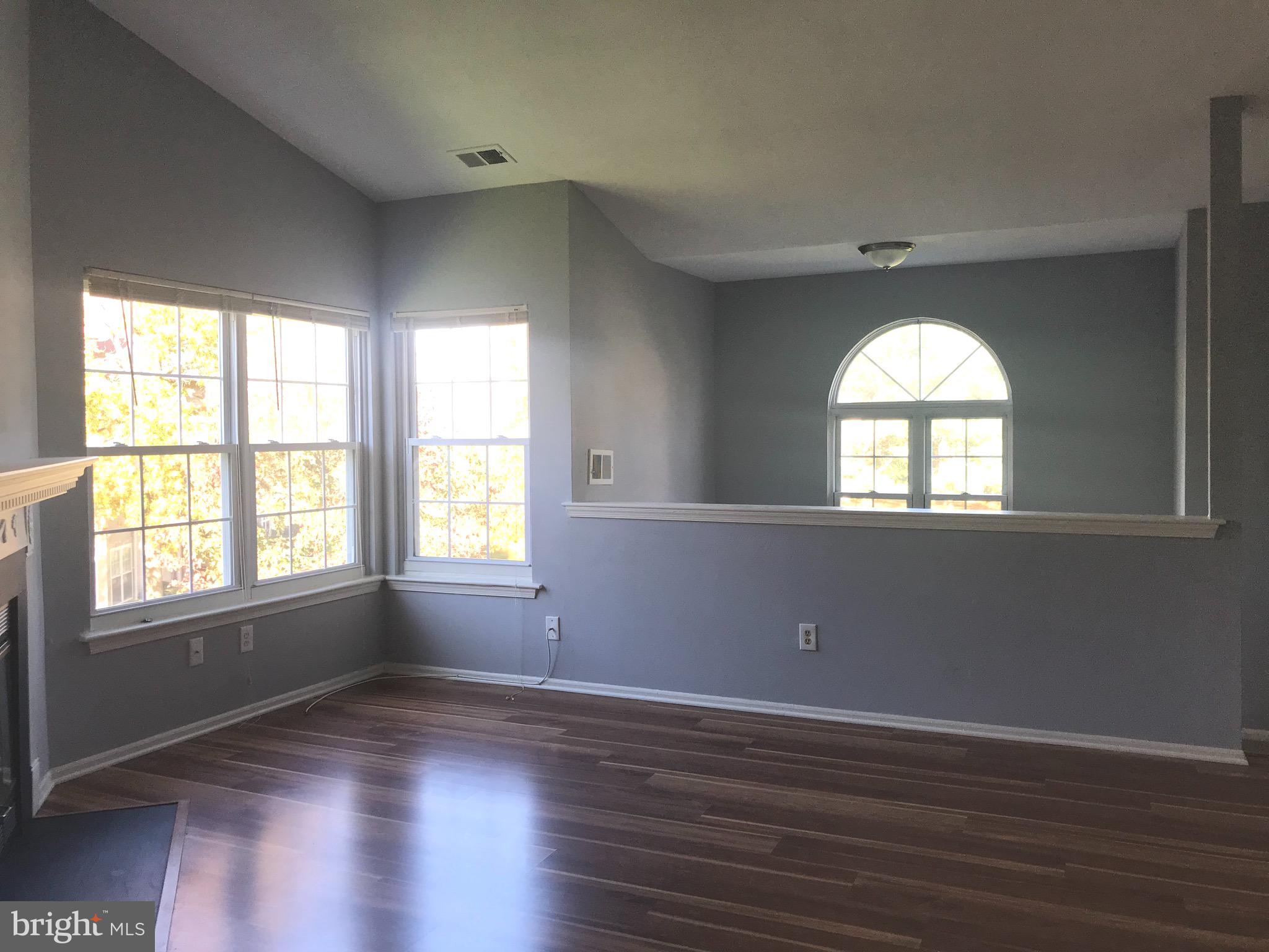 306 Andover Place Robbinsville, NJ 08691 - Photo 12 of 14 Living Room