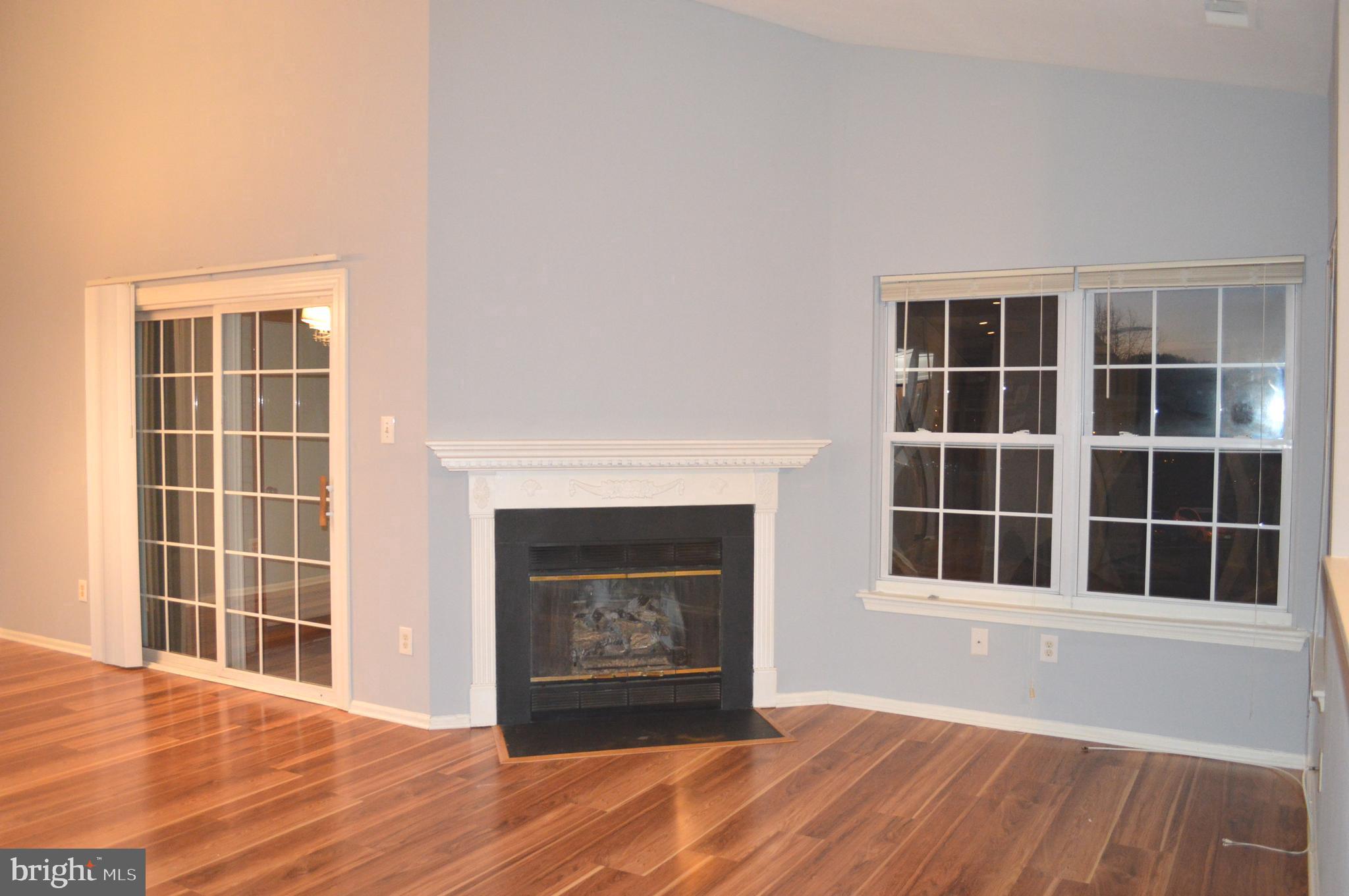 306 Andover Place Robbinsville, NJ 08691 - Photo 4 of 14 Living Room