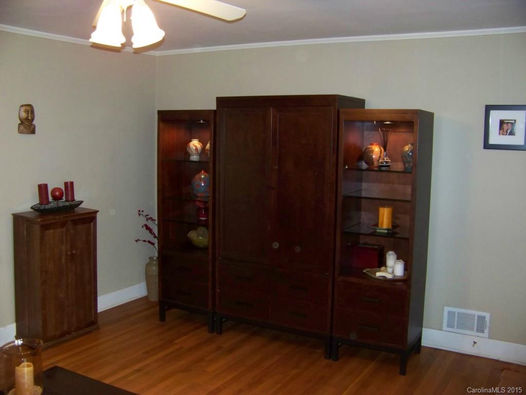 4201 Applegate Road Charlotte, NC 28209 - Photo 3 of 22