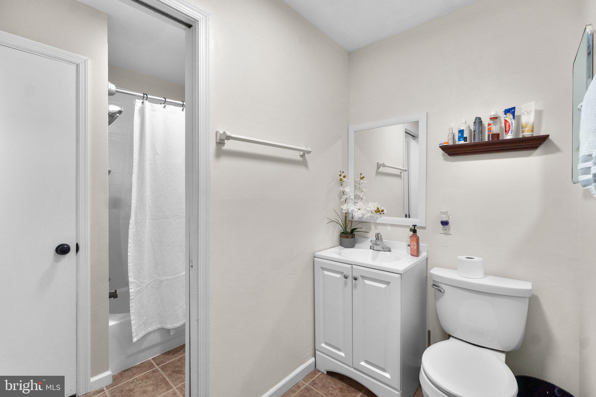 5907 Noblestown Road, Unit A Springfield, VA 22152 - Photo 18 of 27 Gallery Image 18